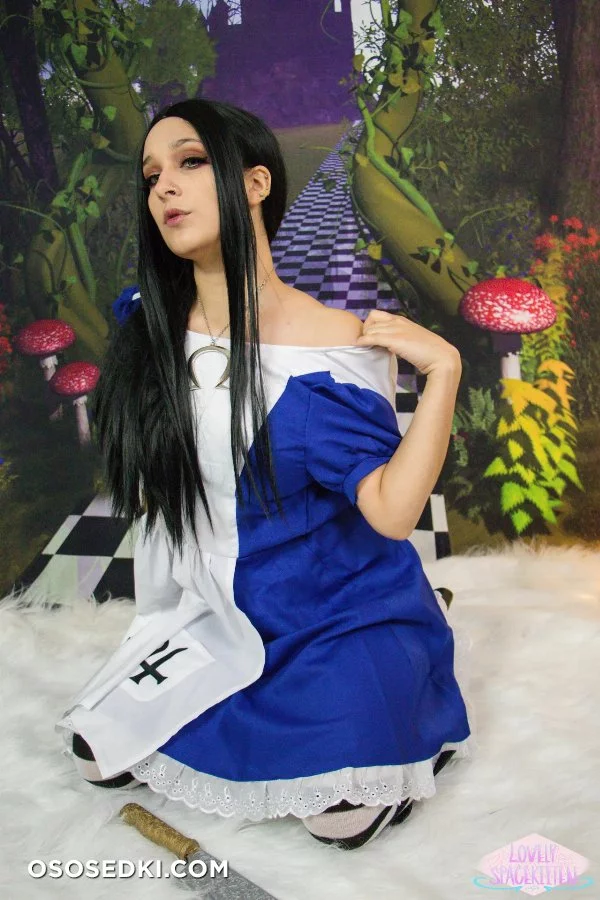 ALICE LIDDELL AMERICAN MCGEES ALICE 99 LEWD PHOTOS LEAKED FROM